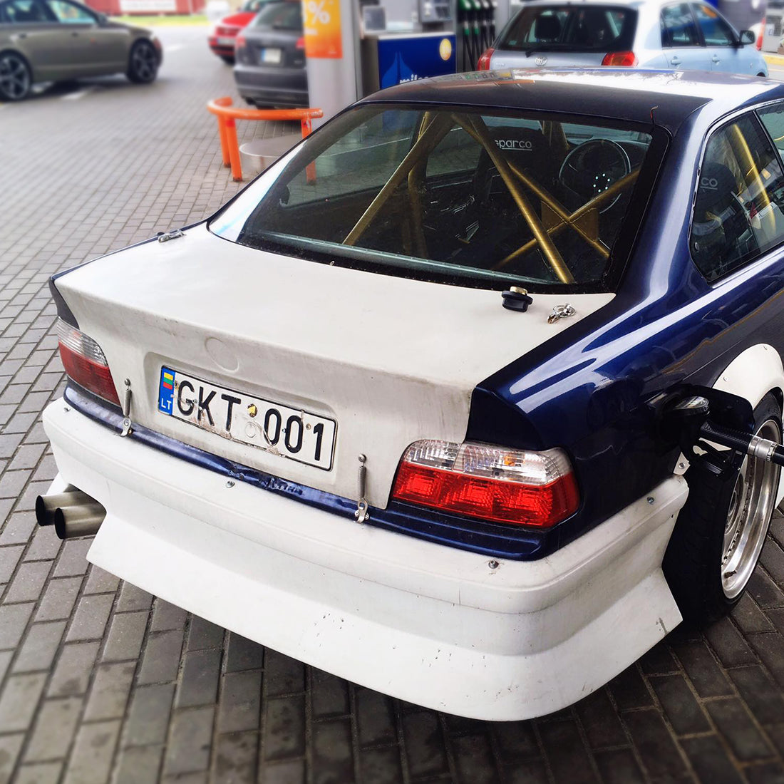 E36 trunk