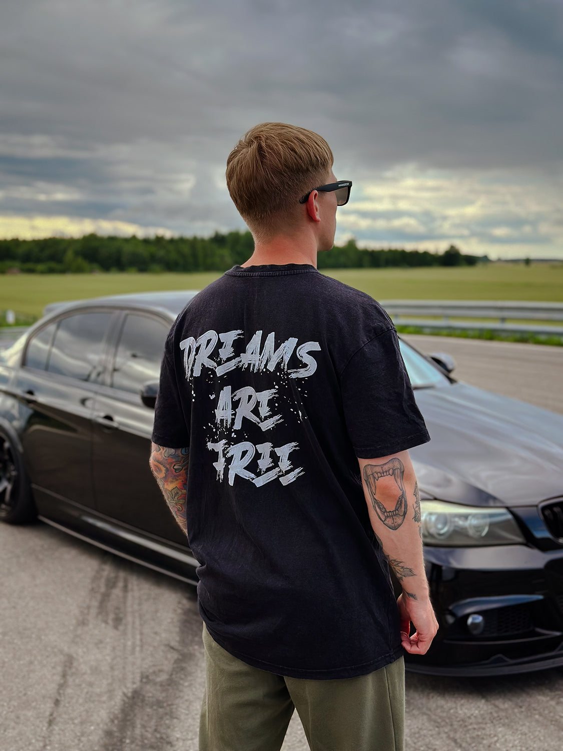 Marškinėliai "Dreams Are Free"